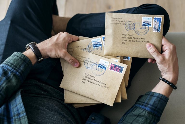 Postai levelek